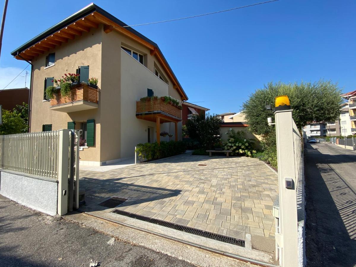 Veronalago B&B Accessibile Буссоленго Экстерьер фото